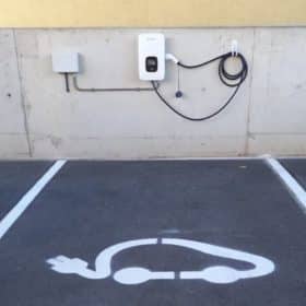 Borne de recharge électrique - Réalisation